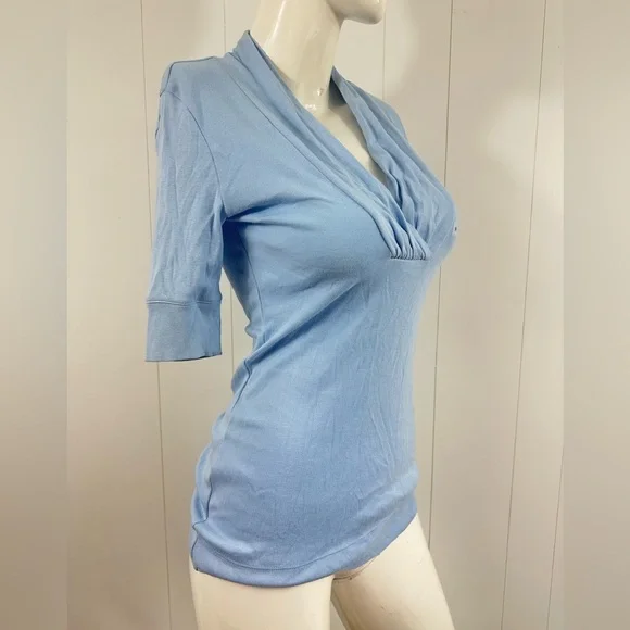 NEW Express Sexy Basic Tee Sz M Top 3/4sleeve V-Neck  Shirt Baby Blue Vtg - Picture 3 of 10